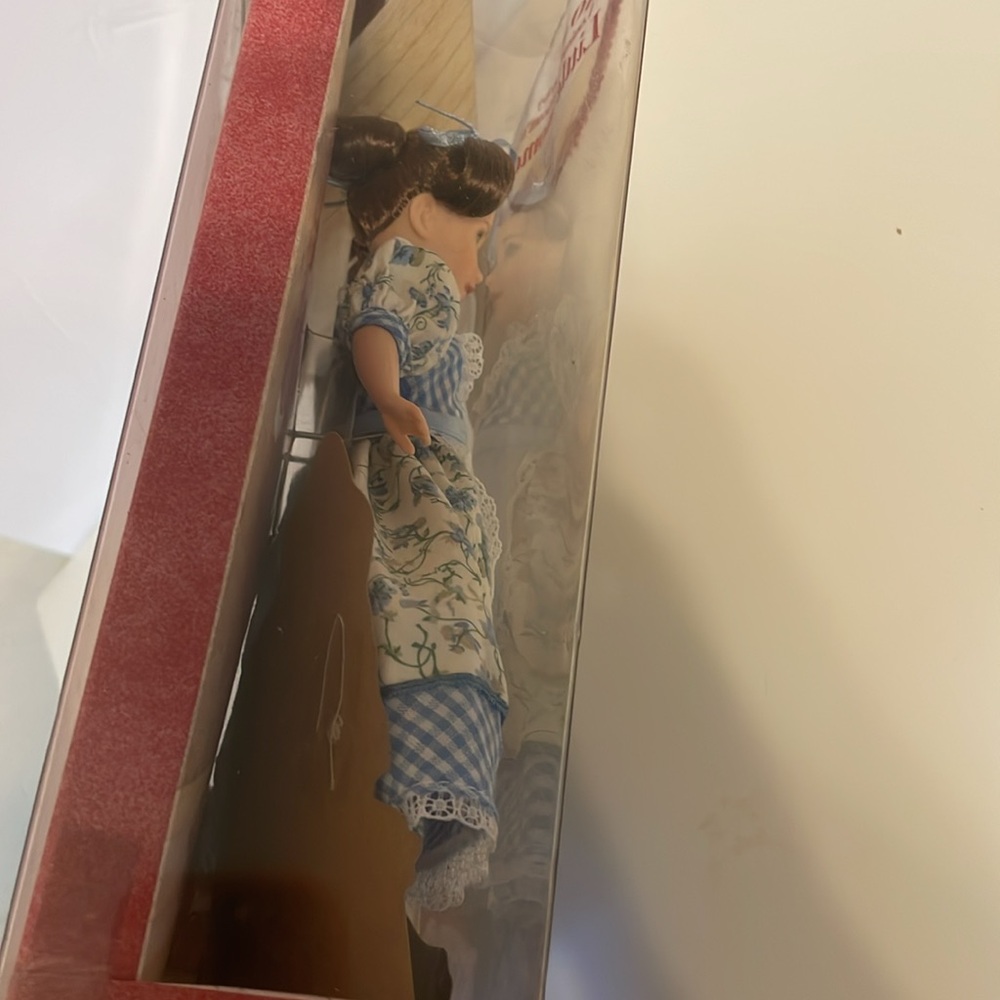 JO from LITTLE WOMEN When I Read I Dream Doll Mattel Timeless Treasures 2001 - Picture 8 of 10